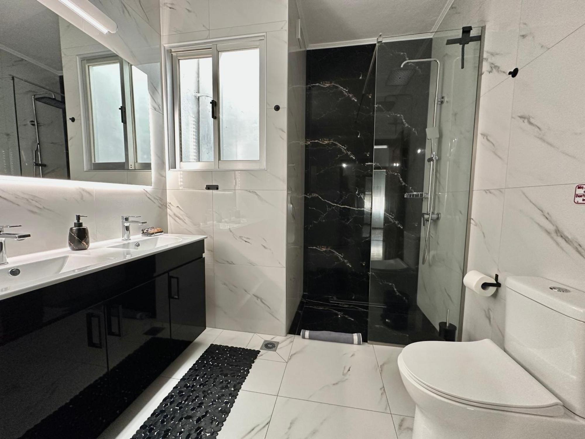 W Pearl Suite Nea Peramos (Macedonia) Exterior foto